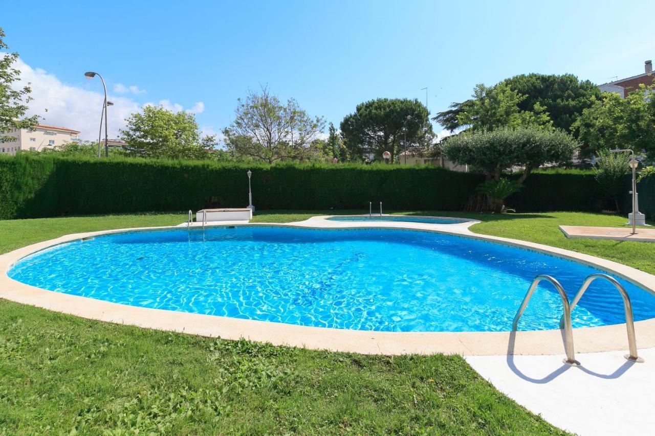 Uhc Stella Maris Apartments Cambrils Luaran gambar
